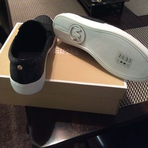 Michael Kors Shoes - Women’s Michael Kors shoes Michael Kors Shoes - Women’s Michael Kors shoes